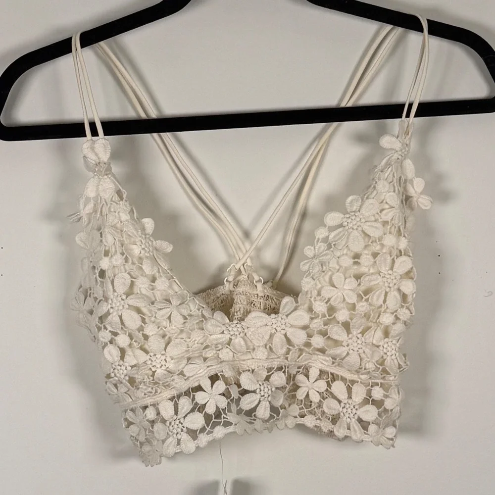 Free People Adella Bralette Ivory White Floral Crochet Lace Boho Crop Top Medium